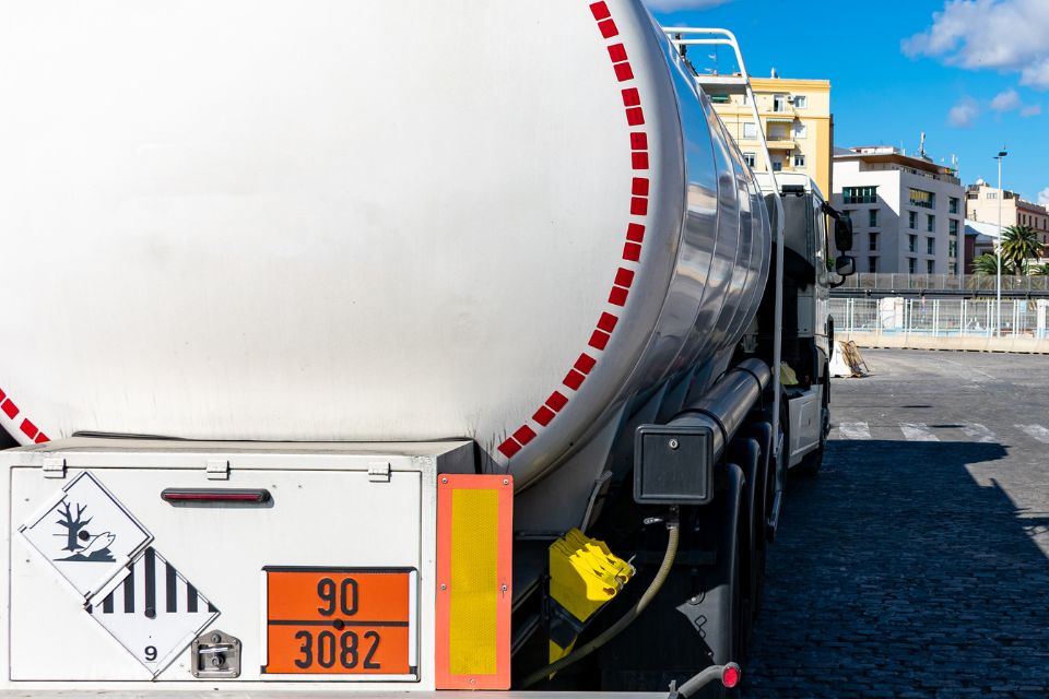 zagrażające środowisku morskiemu wpis truck